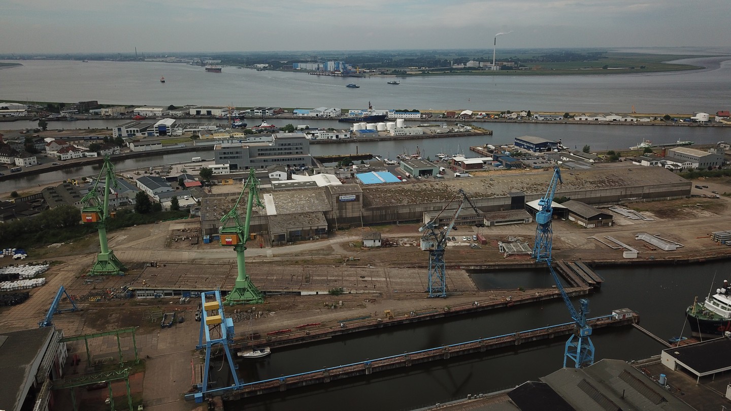 Übernahme des Geländes der Seebeck Neubauwerft gemeinsam mit der Familie Ehlerding