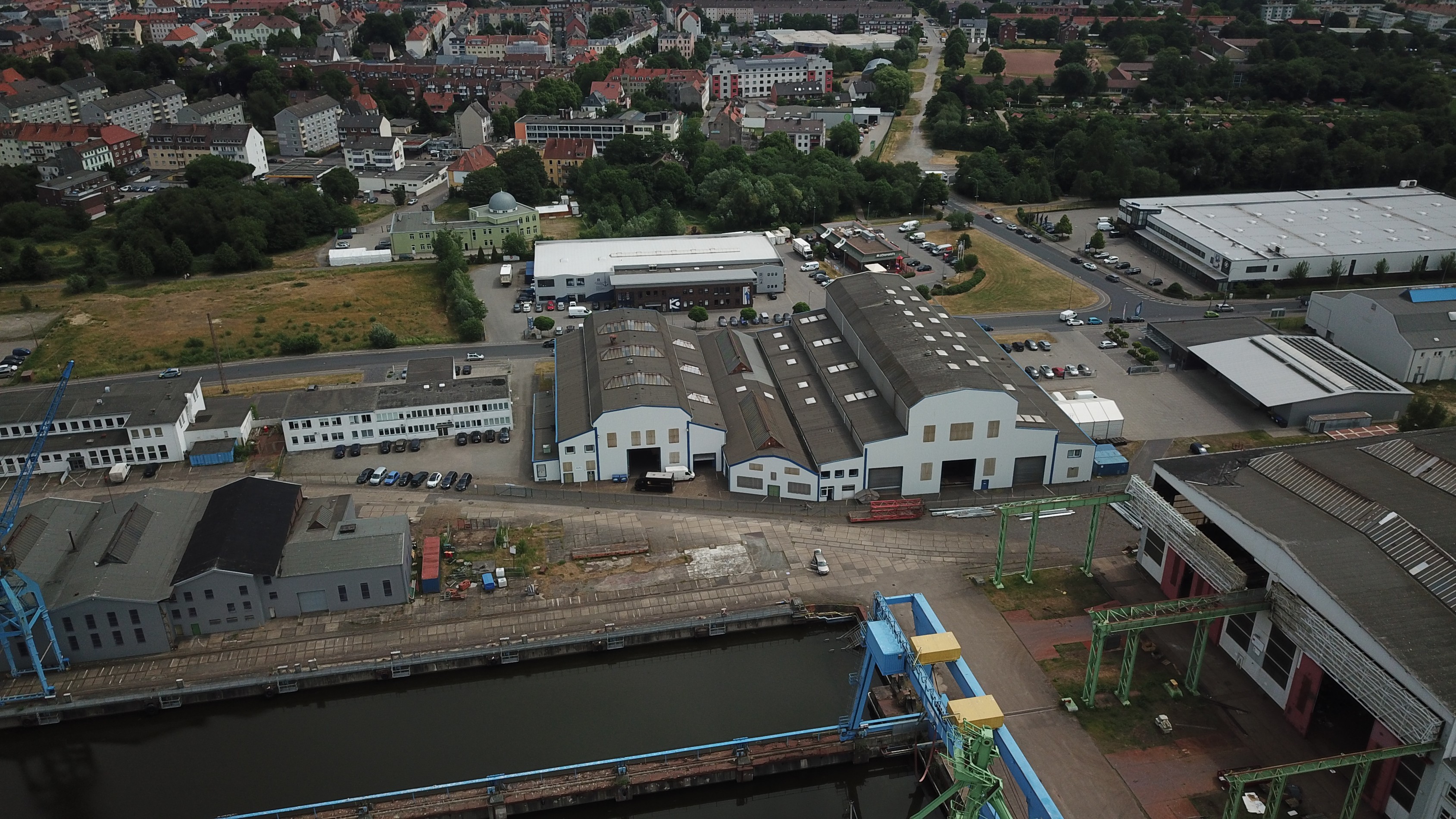 Übernahme des Geländes der Seebeck Neubauwerft gemeinsam mit der Familie Ehlerding